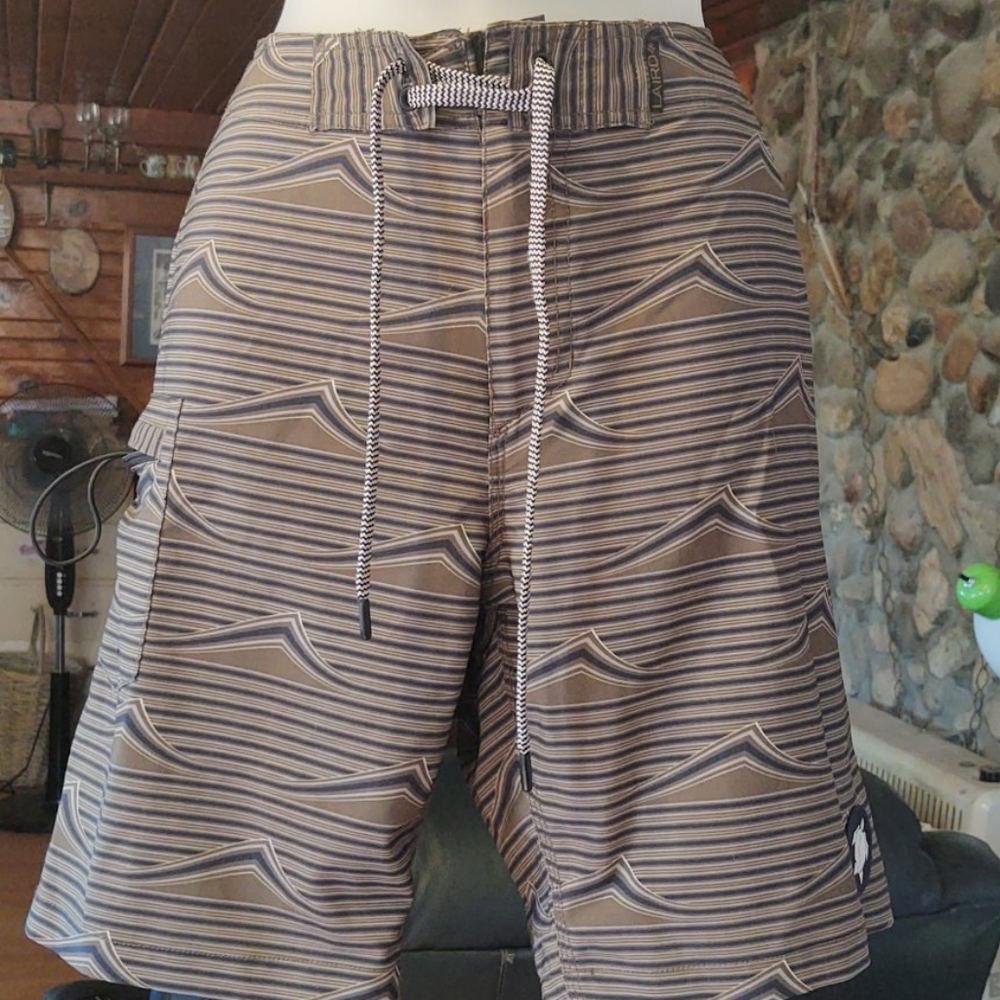 MEN'S SWIM SHORTS